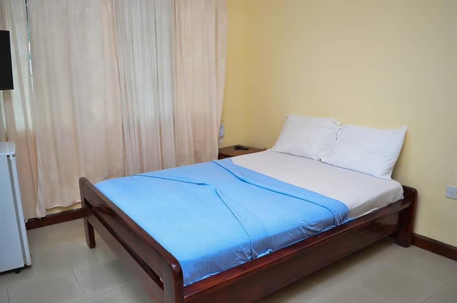Hotel Loreto Cape Coast Exterior photo
