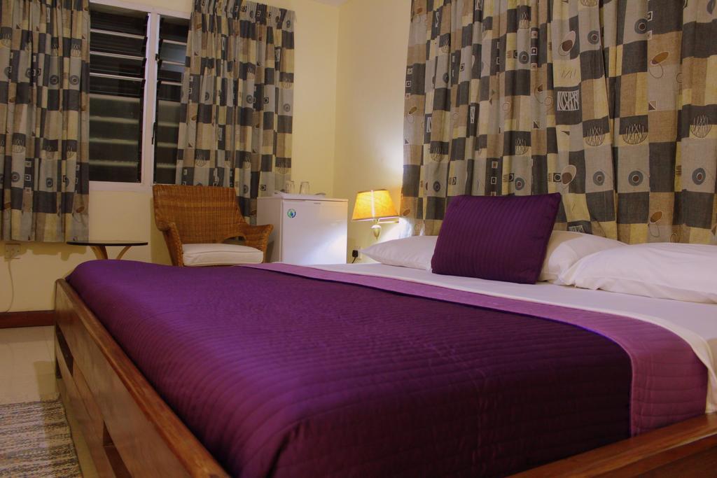 Hotel Loreto Cape Coast Exterior photo