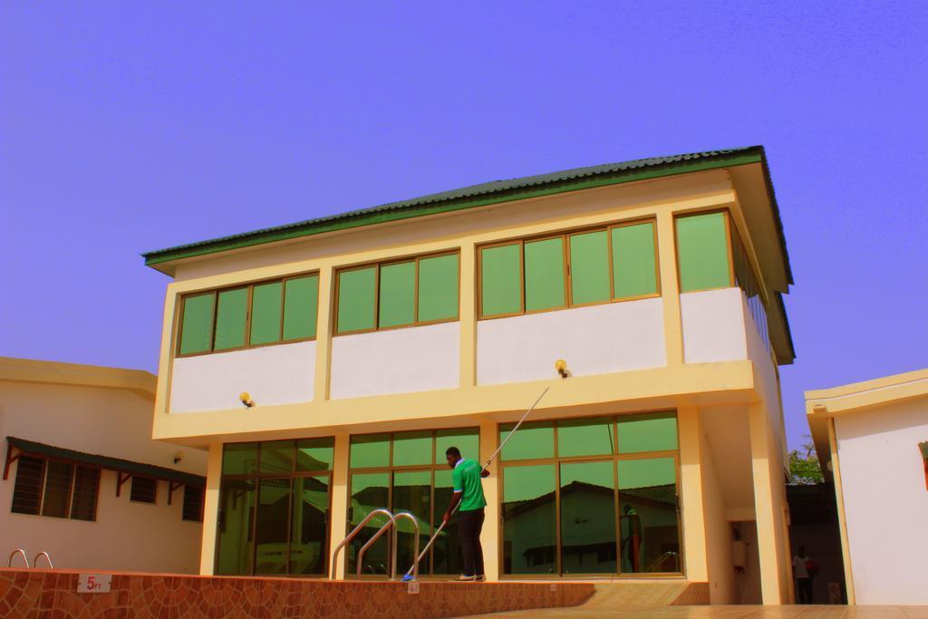 Hotel Loreto Cape Coast Exterior photo