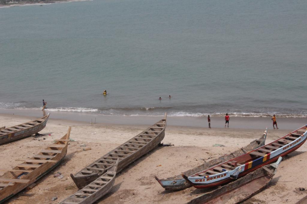 Hotel Loreto Cape Coast Exterior photo